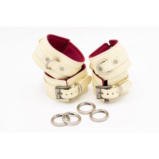 Black Swan - Hand & Fussfessel Set red berry/vanilla