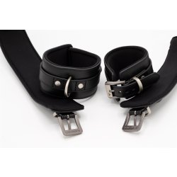 BLACK SWAN Hand- & Fussfessel Set Black Passion Medium