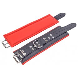 THE RED Gepolsterte Handfesseln aus Leder Schwarz/Rot