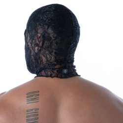 TOF Fluid Lace Hood Schwarz One Size