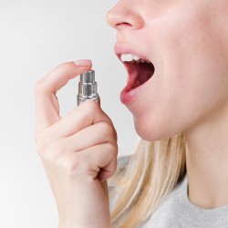 SECRET PLAY Refreshing Mint Fresh Breath Oral Sex Spray